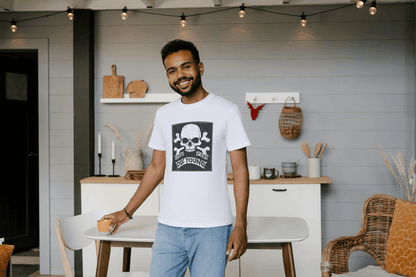 Live Fast Die Young Skull & Crossbones: Rebel Motto Tee - Essentia Attire