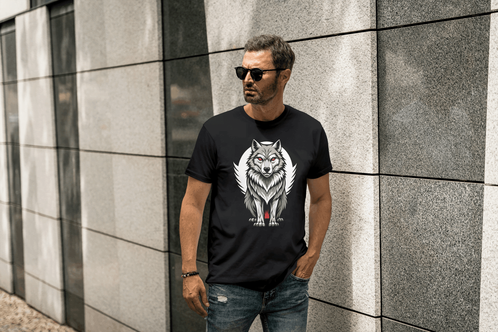 Predator Wolf Graphic Tee: Strong Animal Statement - Essentia Attire